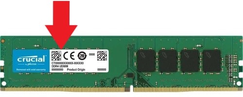 Picture of DDR4 memory with a red arrow pointing to the sticker