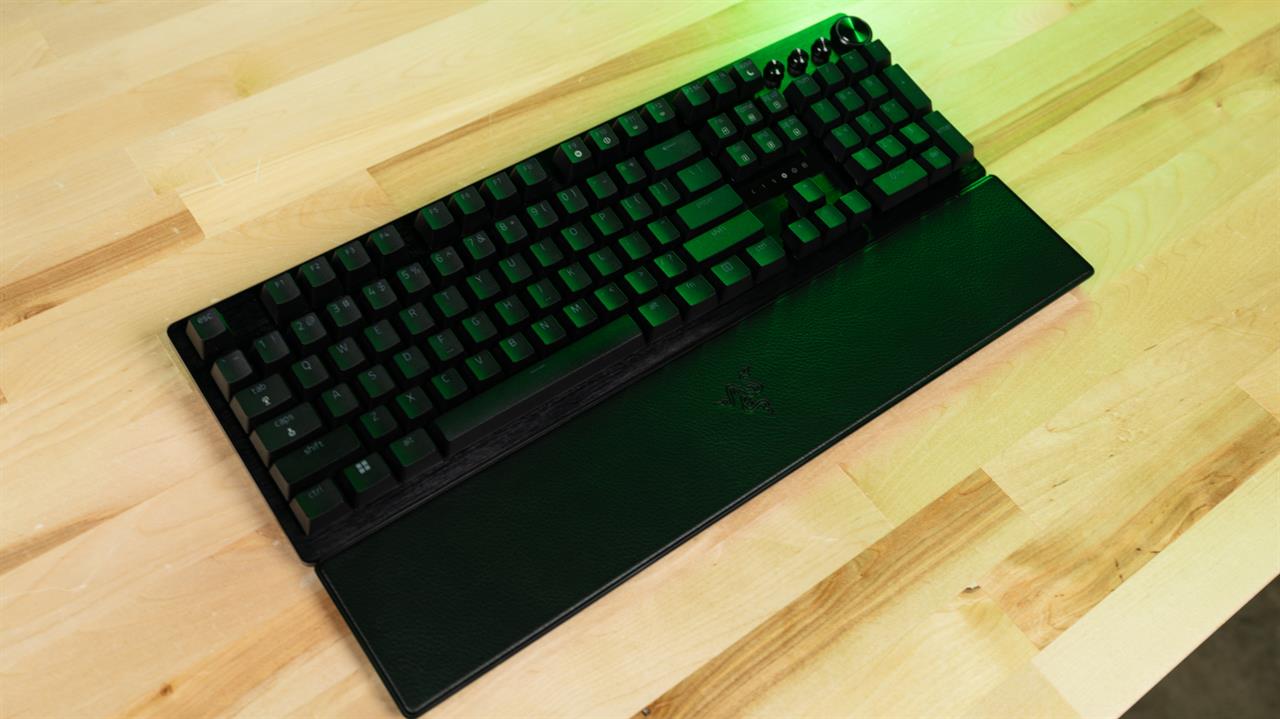 Razer Huntsman V3 Pro Review: A Double-Duty Pro Keyboard