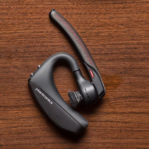 Side view of the Plantronics Voyager  5200 Wireless headset.