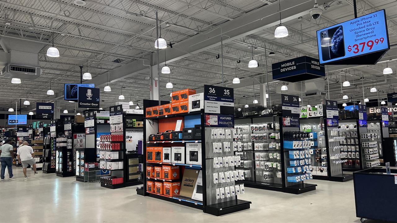 Micro Center News: Micro Center Charlotte Officially Opens