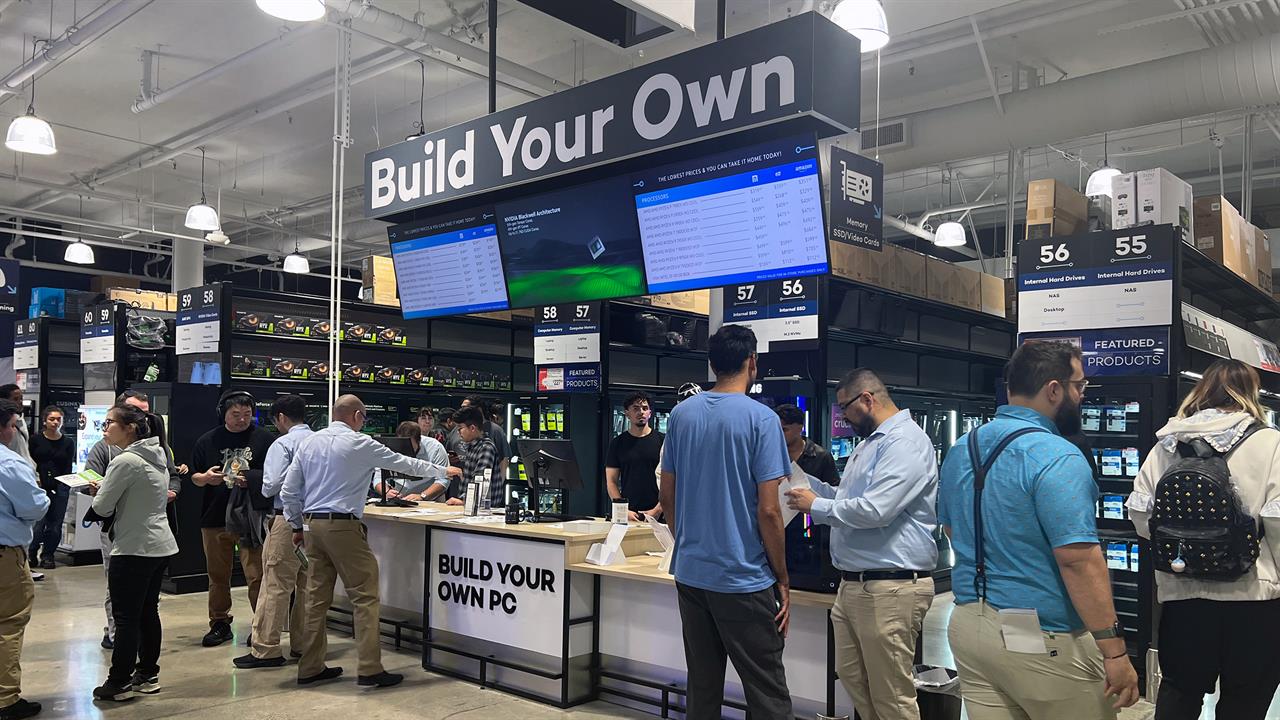 The BYO desk at Micro Center.