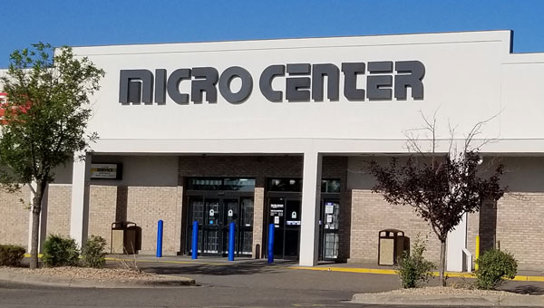 Micro Center in St. Louis Park, MN