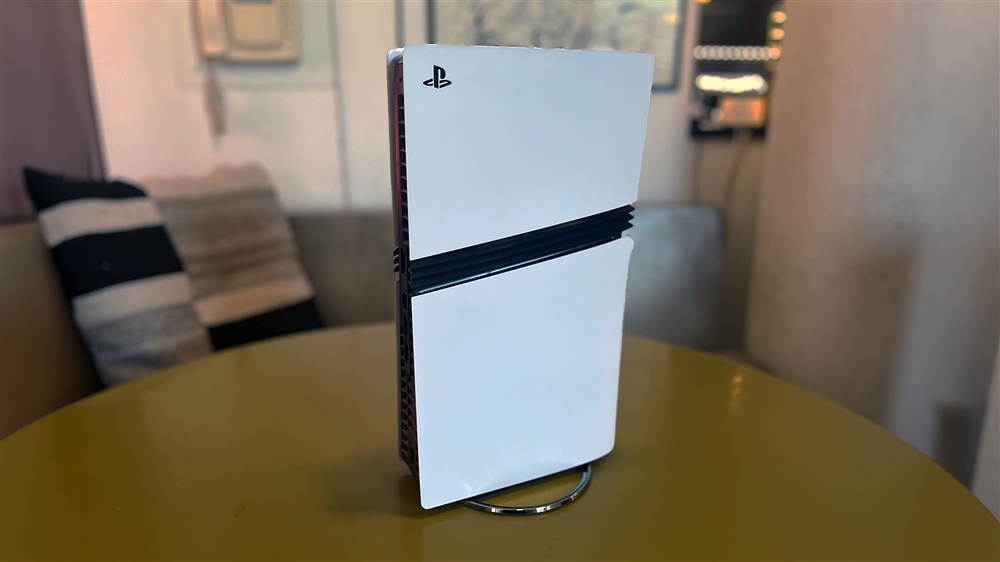 image about - hands-on: playstation 5 pro