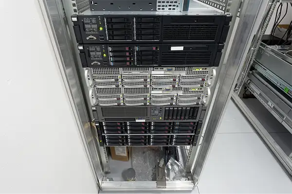 Differences Between Tower and Rack Servers